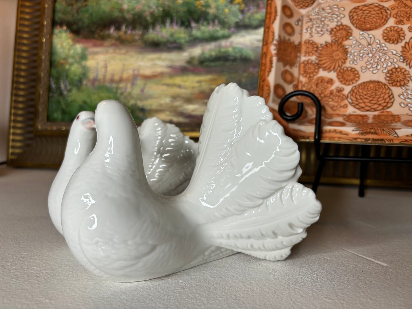 Beautiful Lladro doves figurine! - Excellent condition!