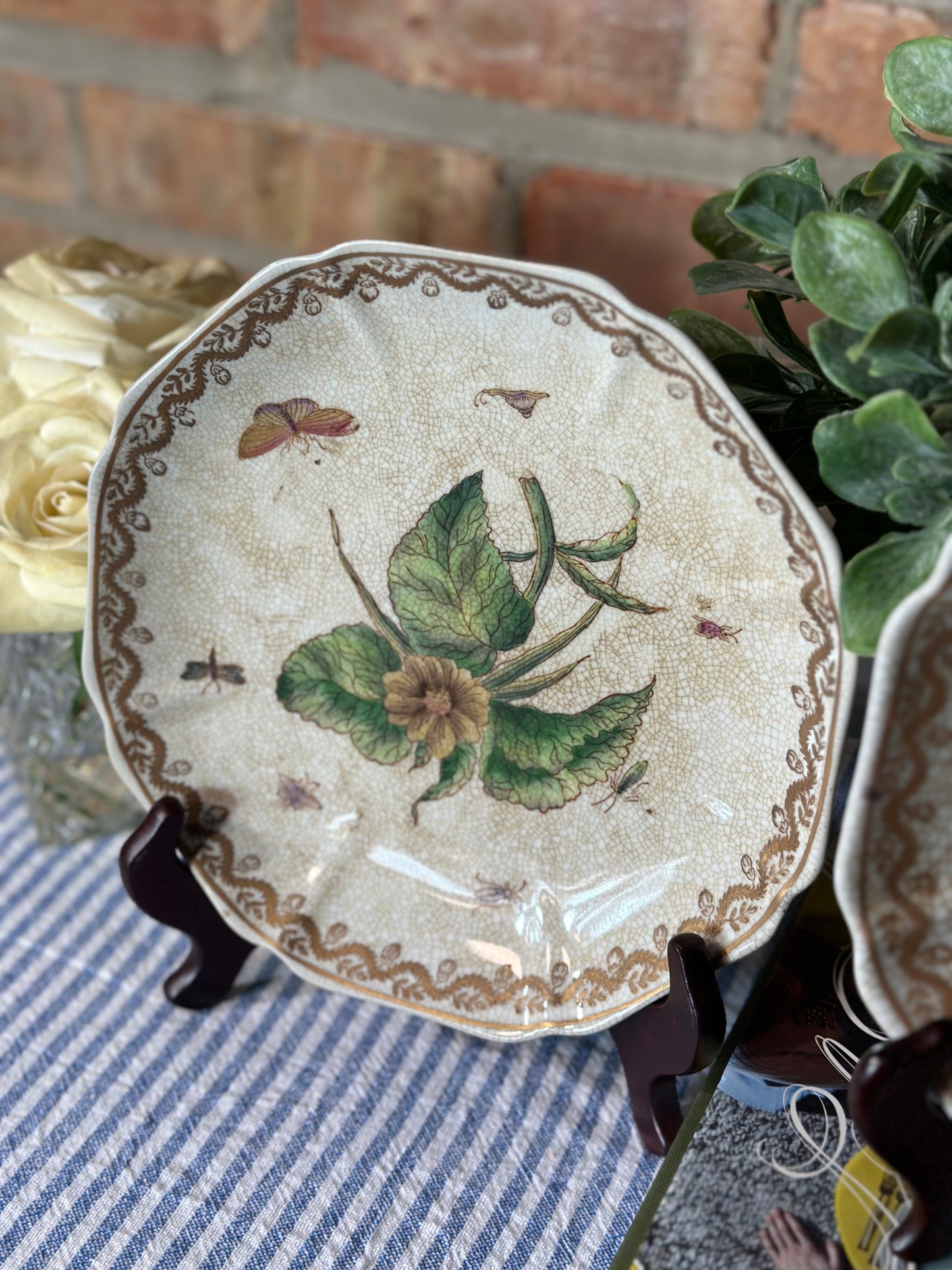 Porcelain Pair (2) Decorative Leaf Plates, 8.5"D - Pristine!