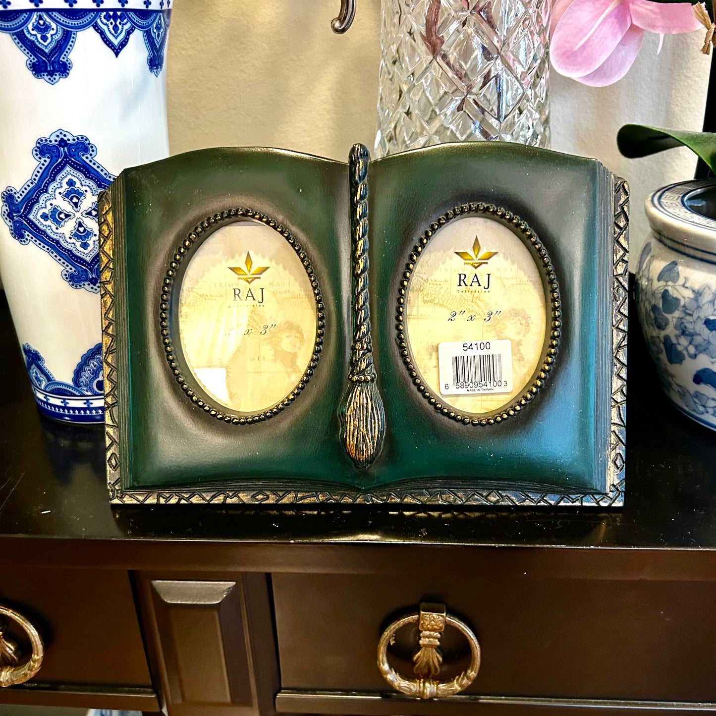 Vintage gold and green baroque tassel bookmark double photo frame