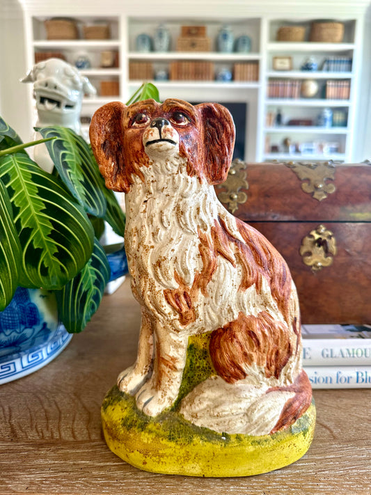 Vaillancourt Cavaliere Spaniel Dog Chalkware Figure 1989