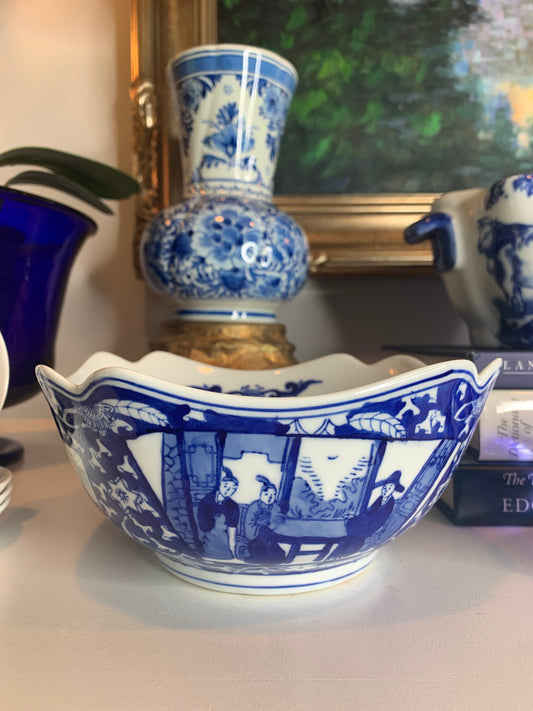 Square Chinoiserie blue and white bowl