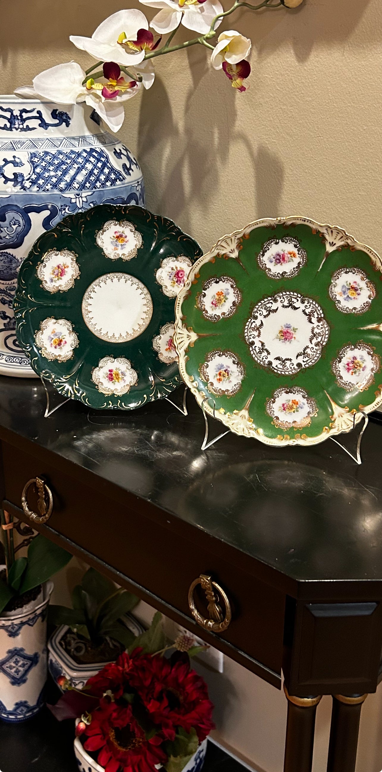 Handsome emerald green floral botanical porcelain plate.