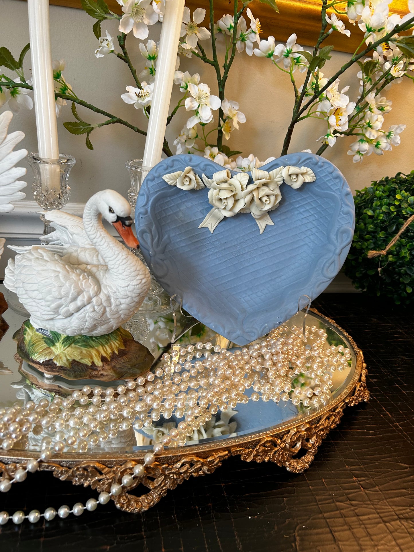 Vintage Jasper ware massive heart, roses and bows plate