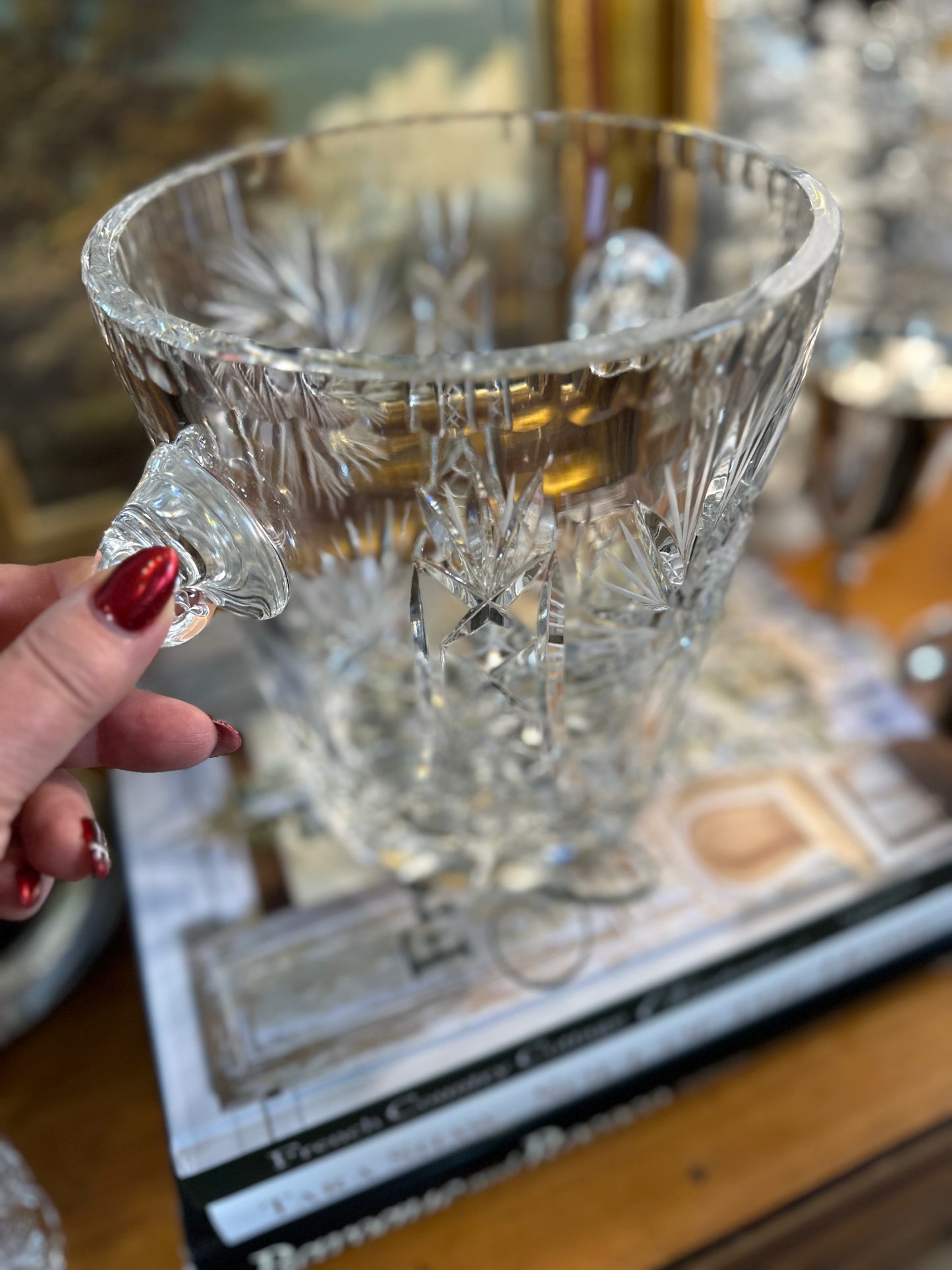 PRISTINE! Stunning Heavy Crystal Champagne Ice Bucket, 7.5"