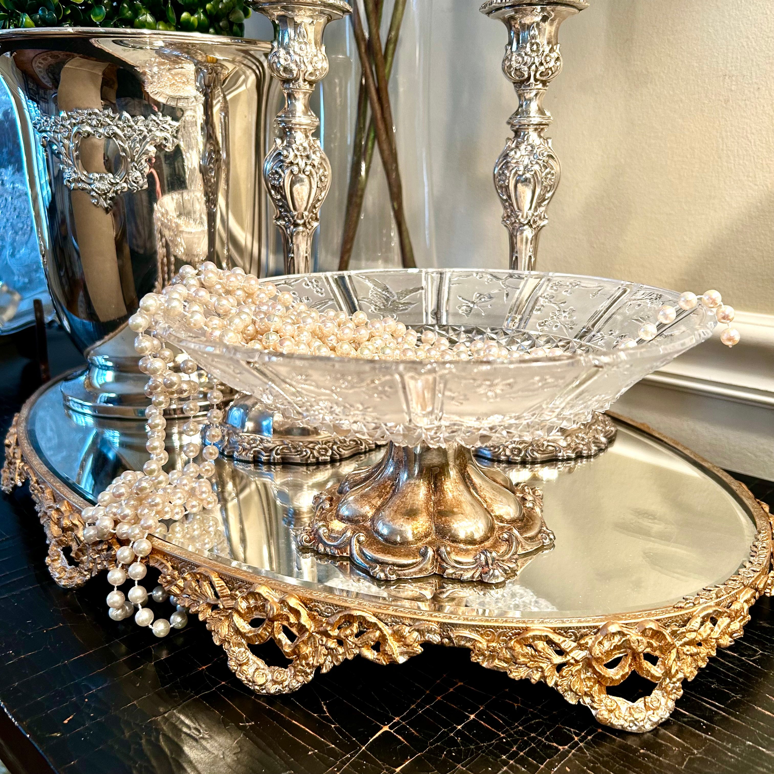 Coupe à fruit cristal décor grappes de raisin hot cerclage argent 950 Minerve décor perles orfèvre Coignet 1900 crystal & 950 silver fruit bowl