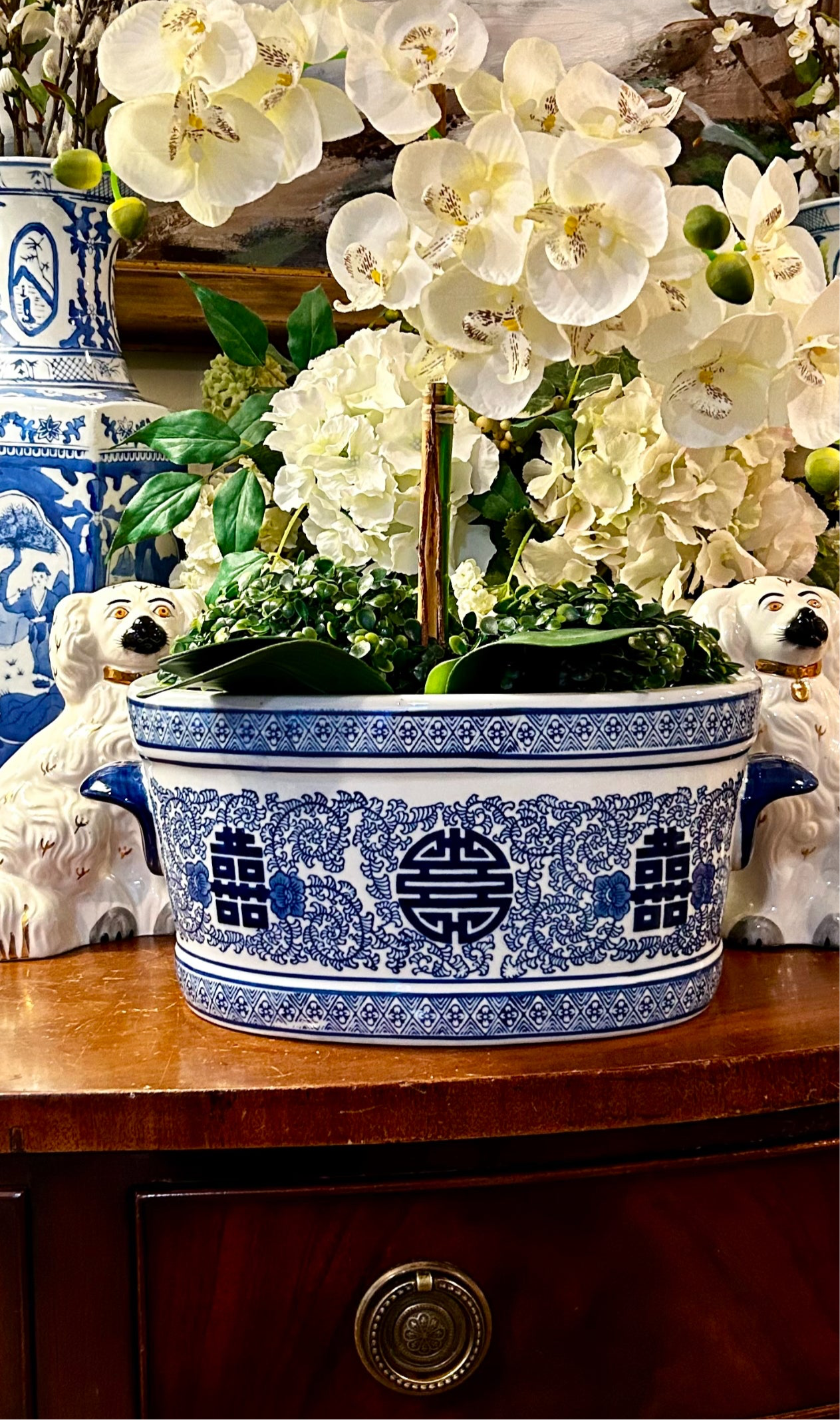 Fabulous chinoiserie chic blue & white foot bath planter centerpiece