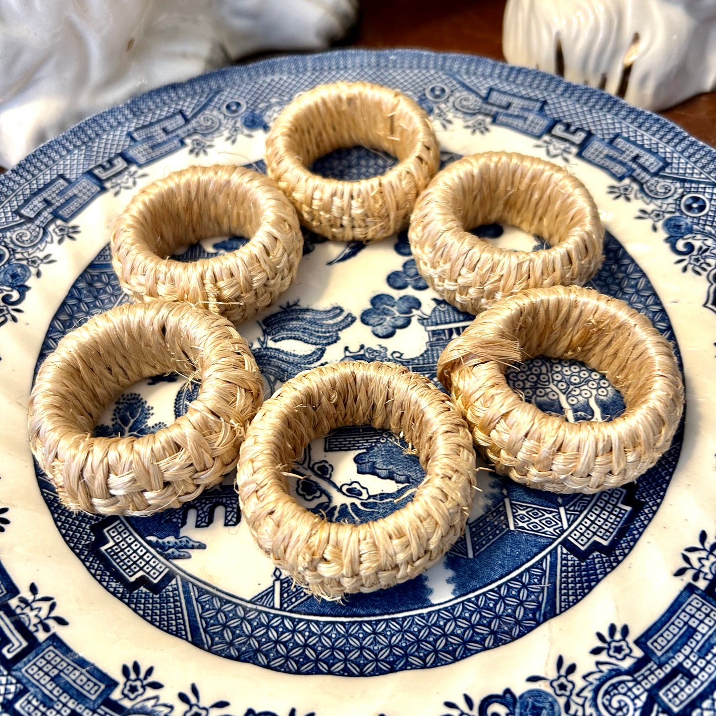 Set of 6 woven rattan natural napkin ring holders