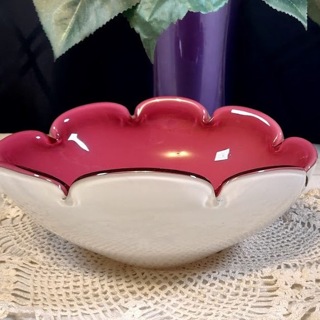 Art Glass, Mid Century Modern, Pink and White Collectible Bowl