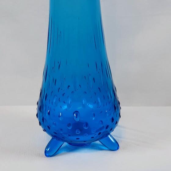 LE Smith Turquoise Blue Swung Vase, Vingtage