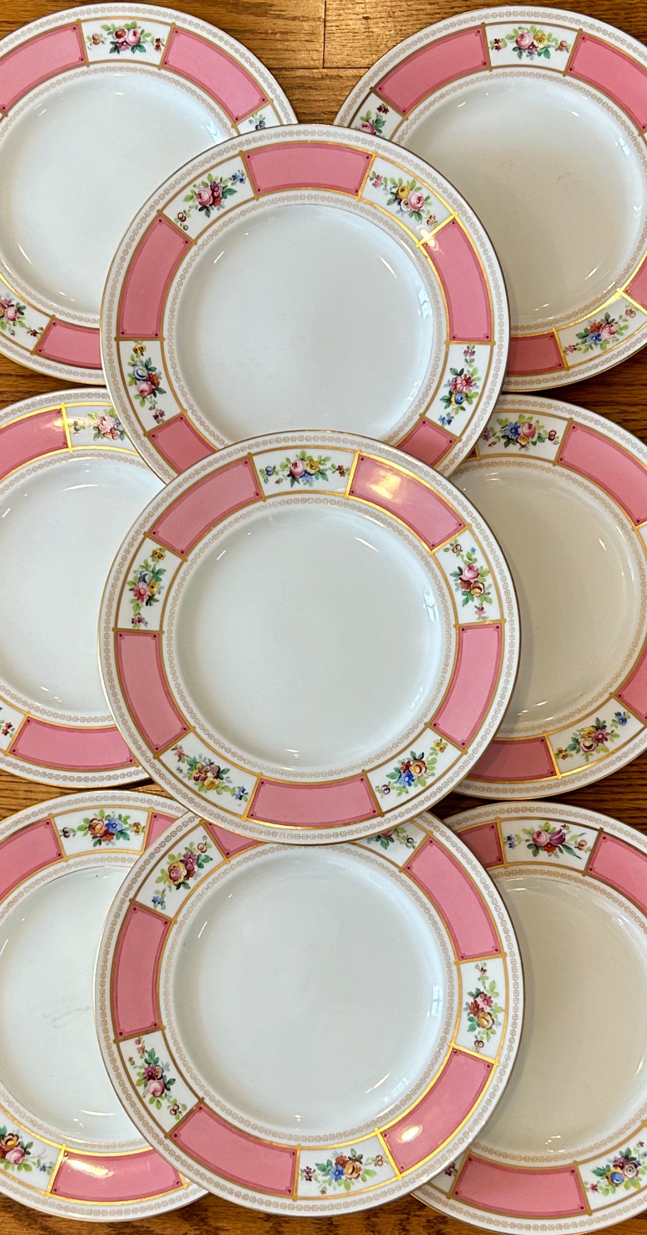 Set of 10 Antique MINTON of England dinner plates circa 1876-1918.