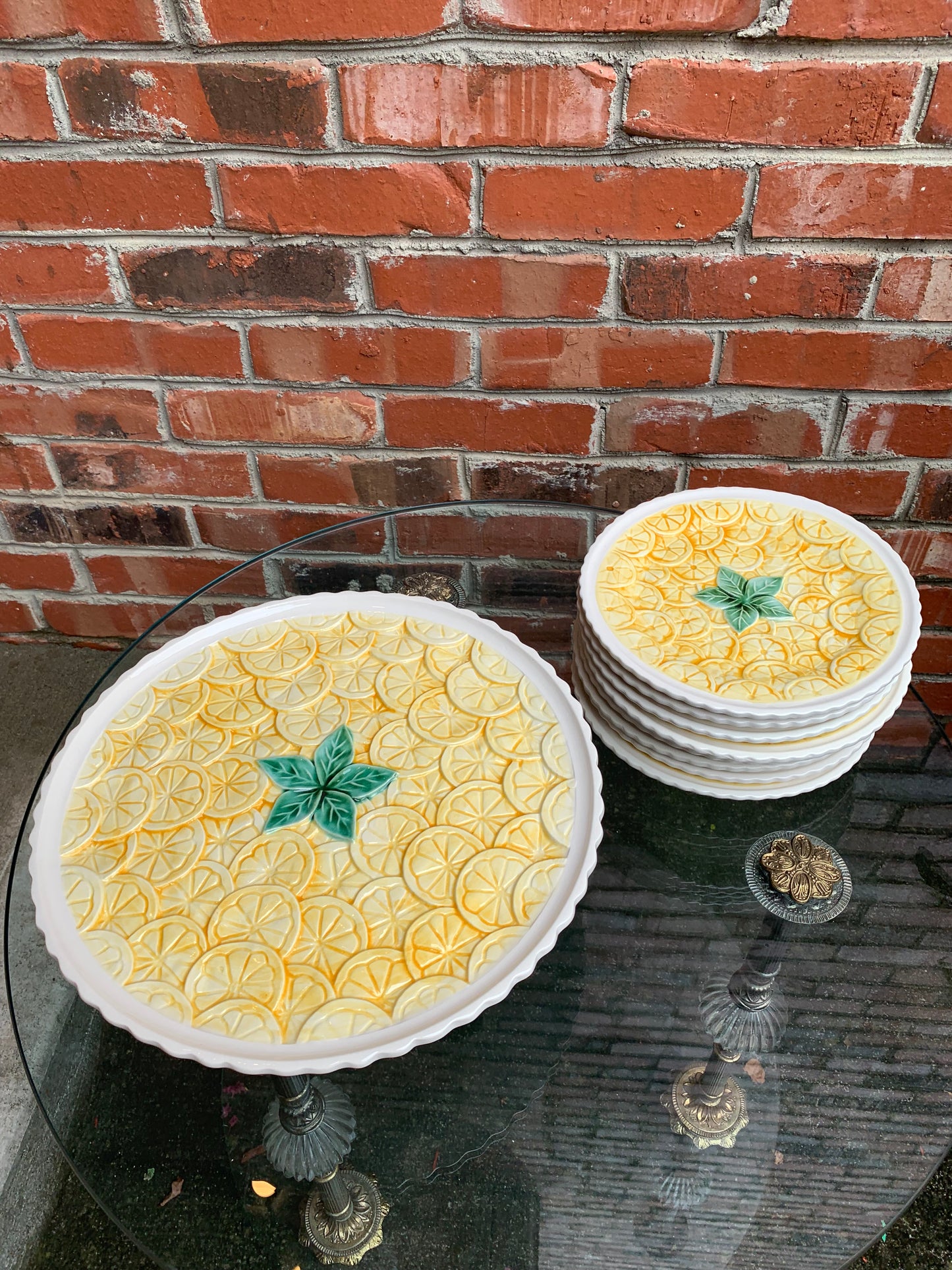 Beautiful Majolica lemon cake stand!