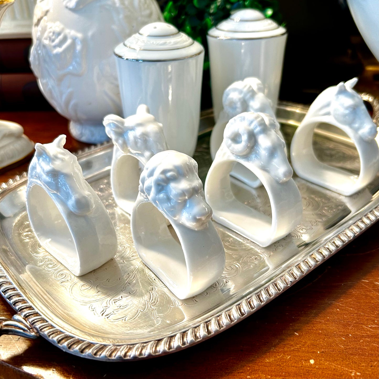 Set of six chic vintage white animal napkin  ring holders