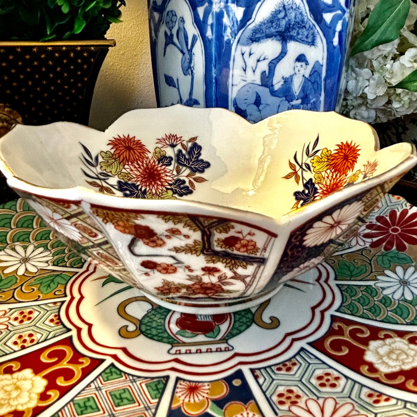 Chic hand painted porcelain chinoiserie lotus bowl