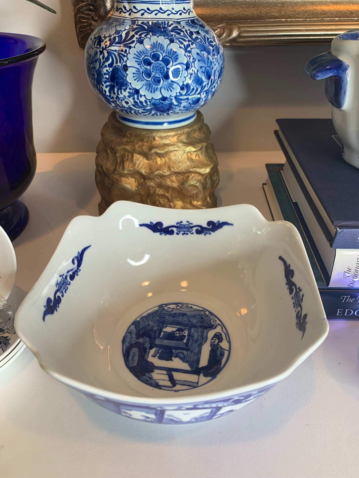 Square Chinoiserie blue and white bowl