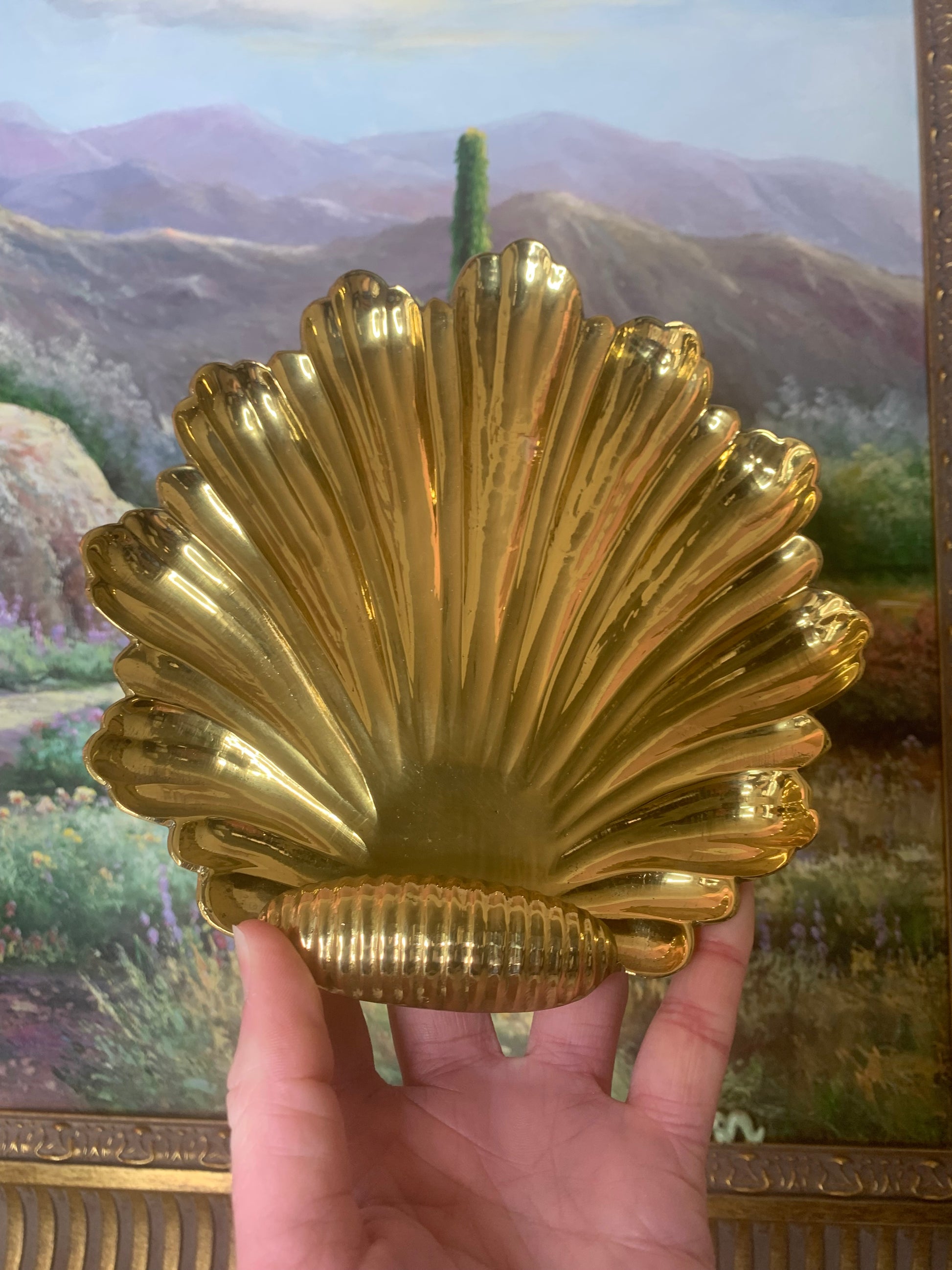 Vintage Brass Seashell basket - Excellent condition!