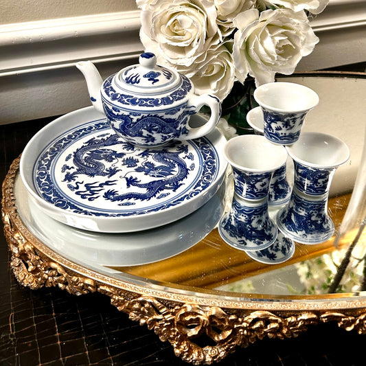 Charming 6 piece blue & white chinoiserie phoenix dragon mini tea set.