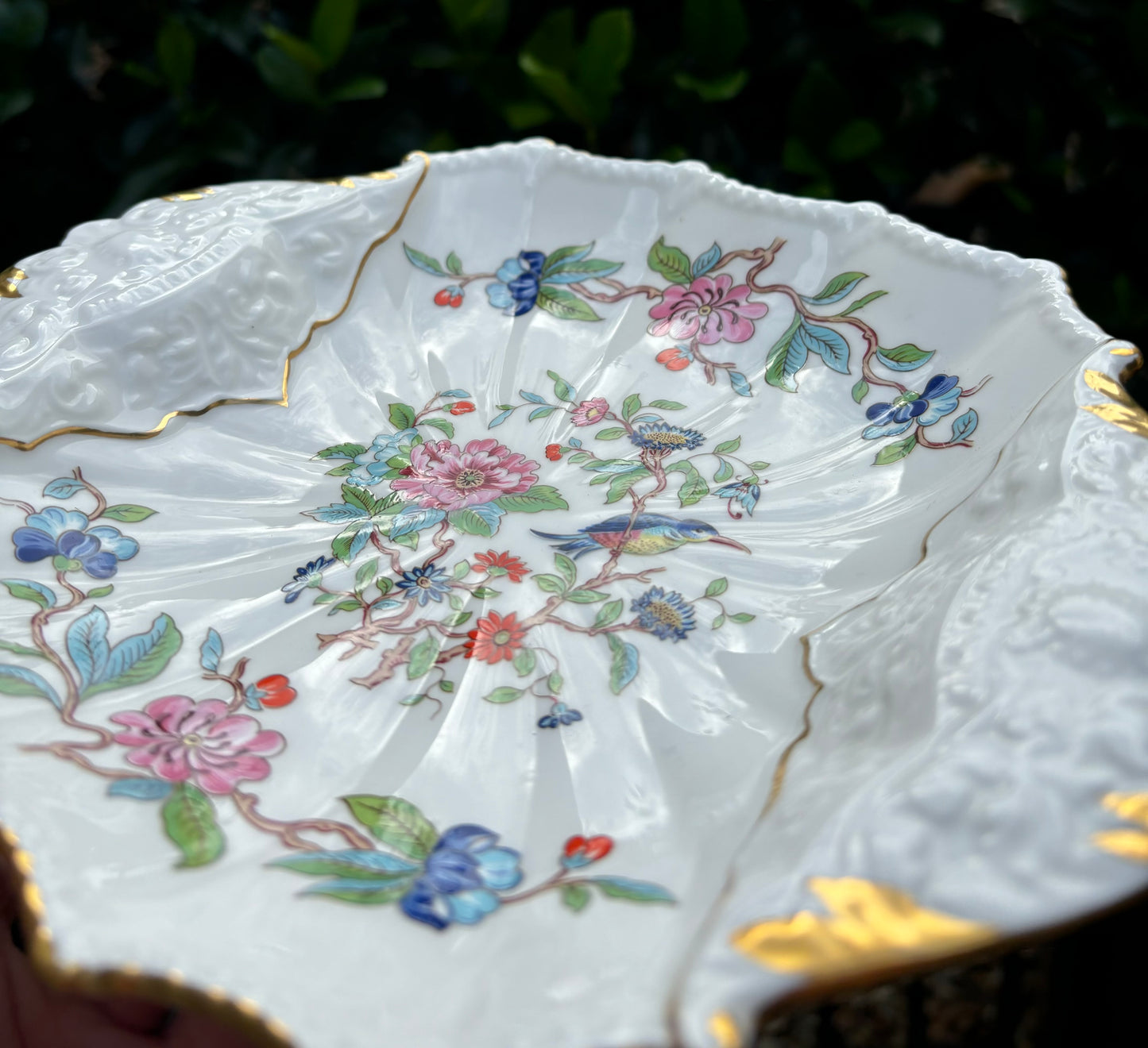 Lovely Aynsley by Pembroke plate with gilded edges! - Excellent condition!