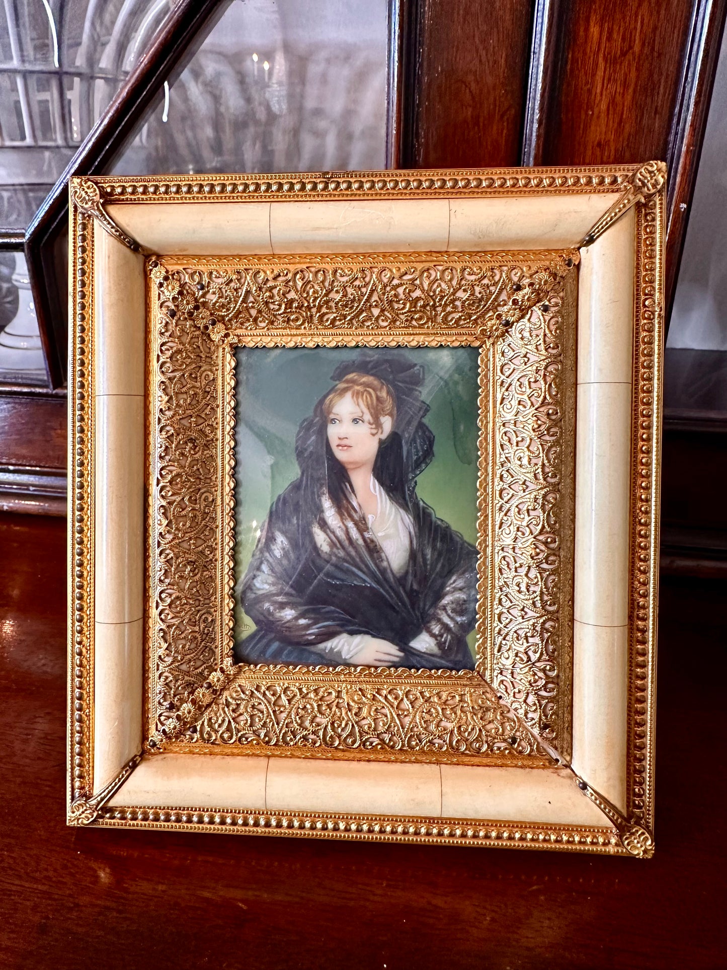 Antique Miniature Portrait Painting of Woman c1920 in Ornate Frame