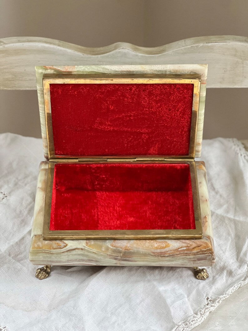 Vintage Green Onyx & Brass Jewelry Box with Red Velvet Liner and Claw Foot Detail