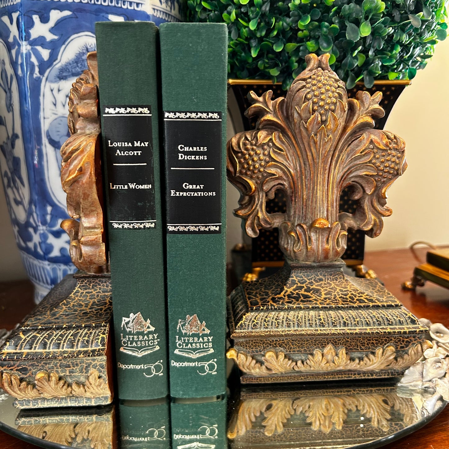 Pair of stunning gold scroll large wood book ends