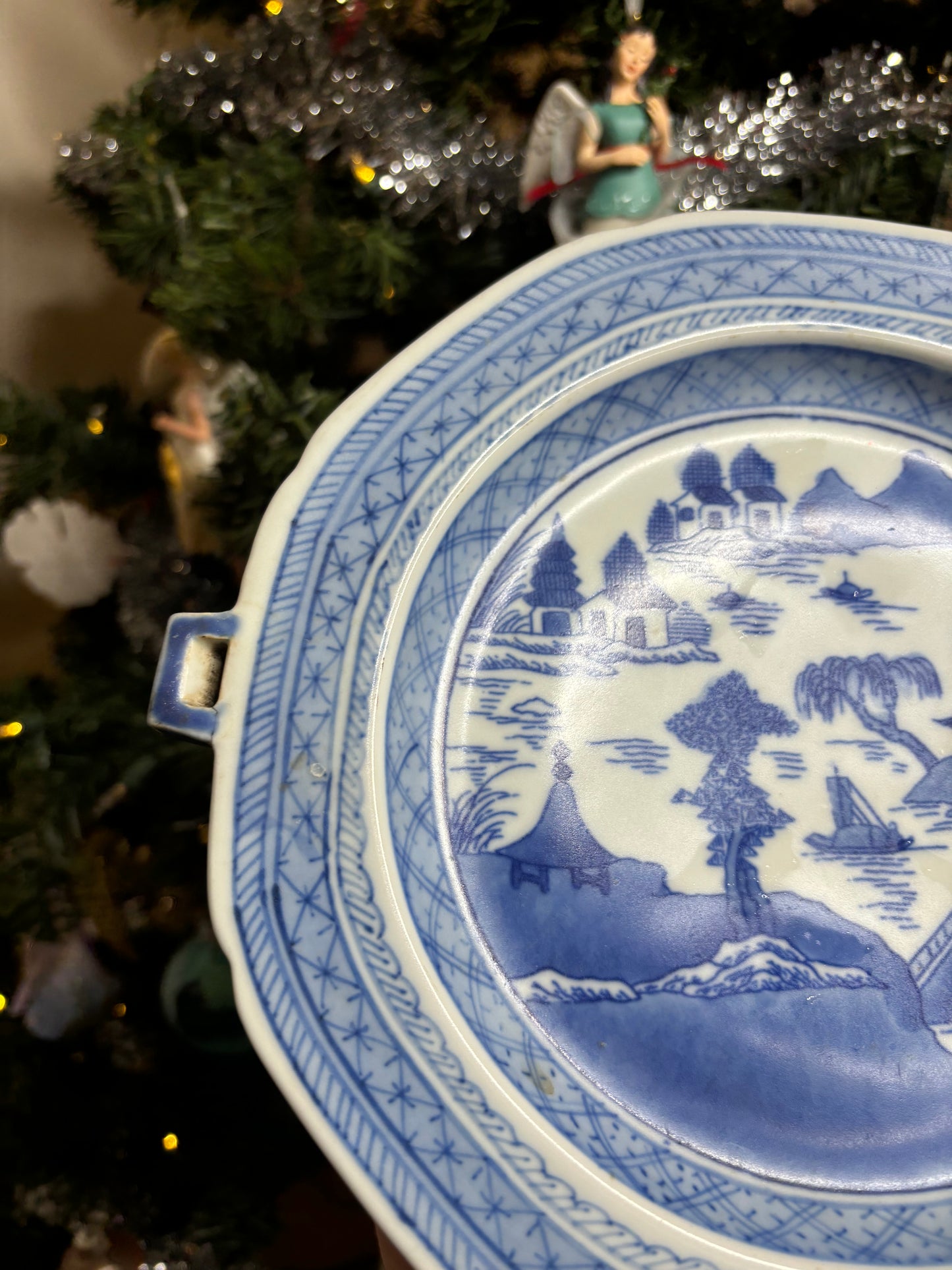 Early 1800s Blue Willow plate warmer!