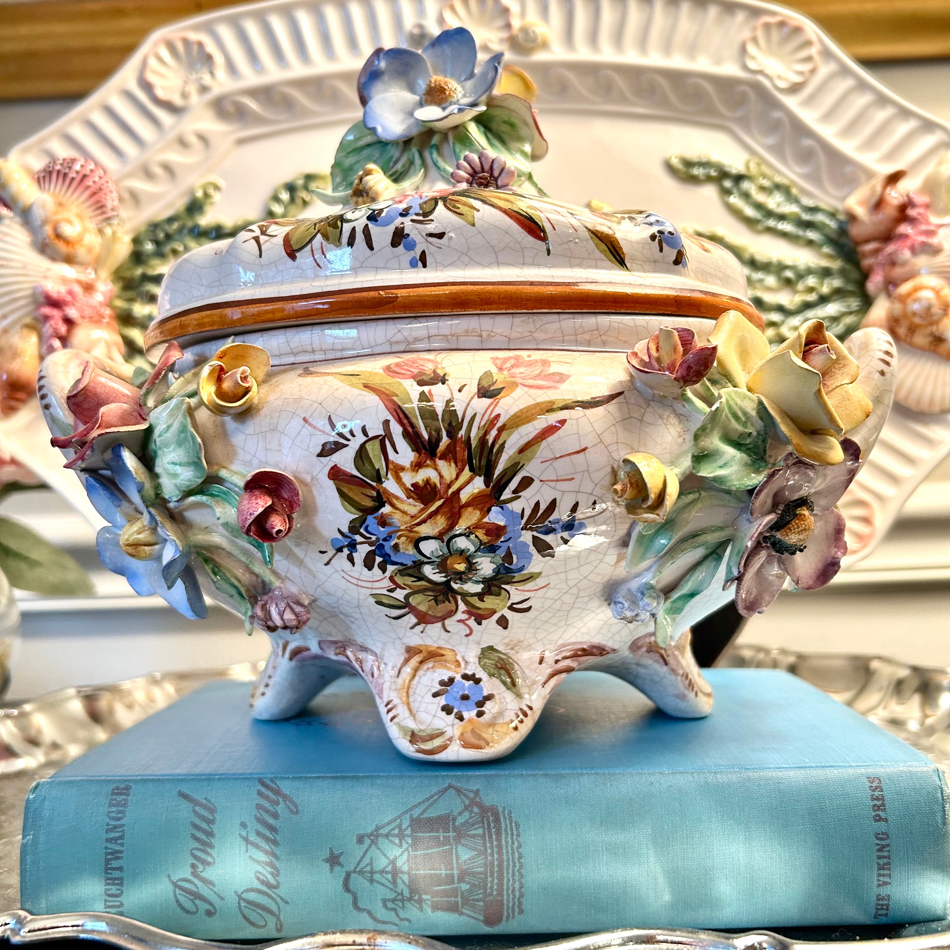 Antique capodimonte cheapest porcelain tureen with platter centerpiece