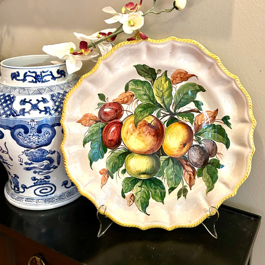 Beautiful Italian scalloped autumn fruit Centerpiece wall platter 14.5 d