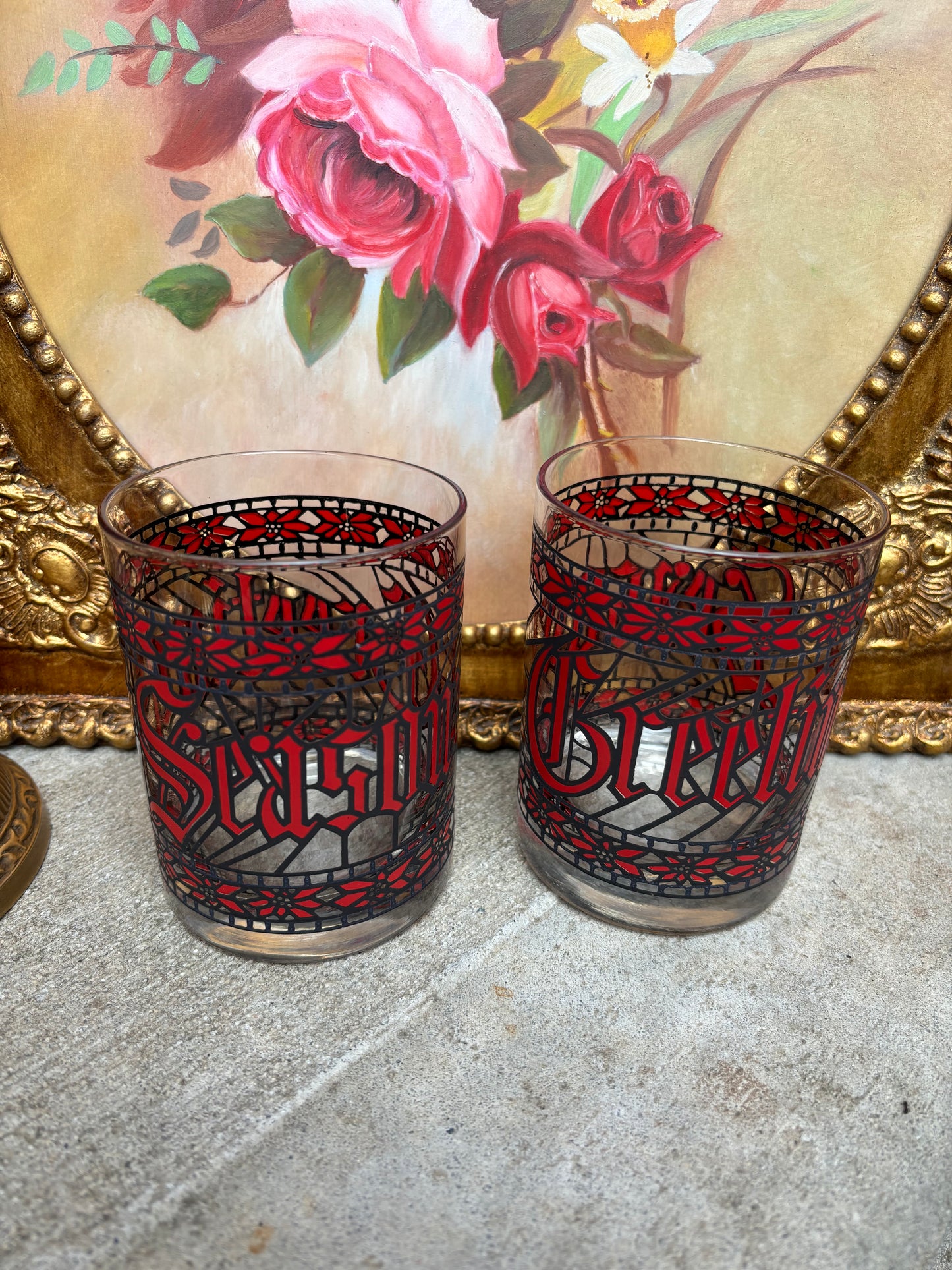 Christmas Season’s Greetings Glasses pair (2)! - Excellent condition!