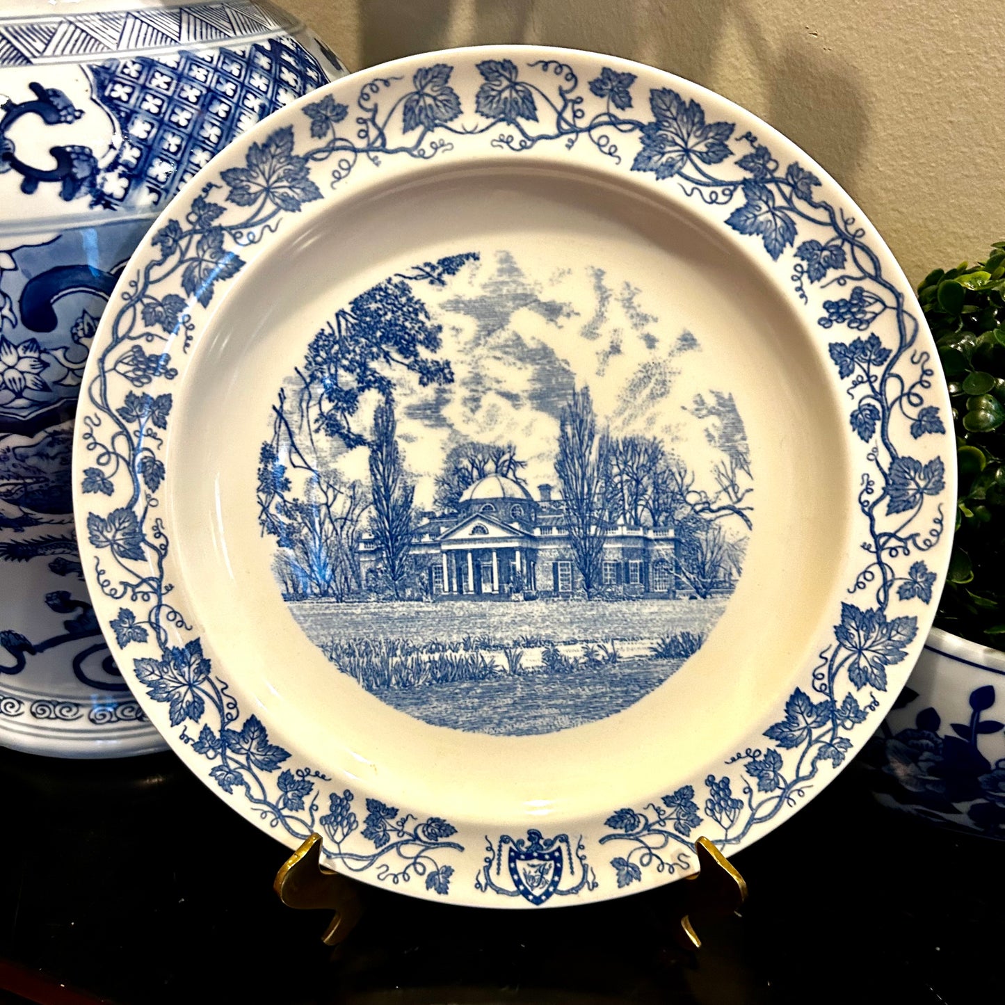 Older Vintage Wedgwood blue and white  Collectors plate