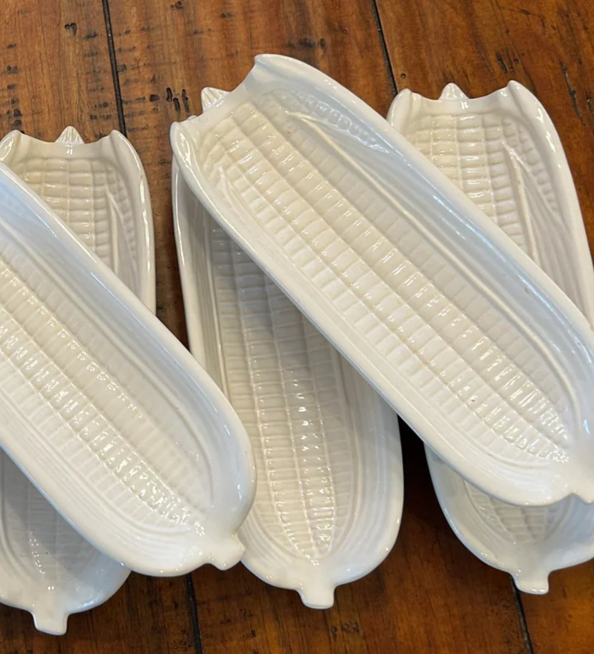 Set of 4 BORDALLO PINHEIRO white corn cob plates