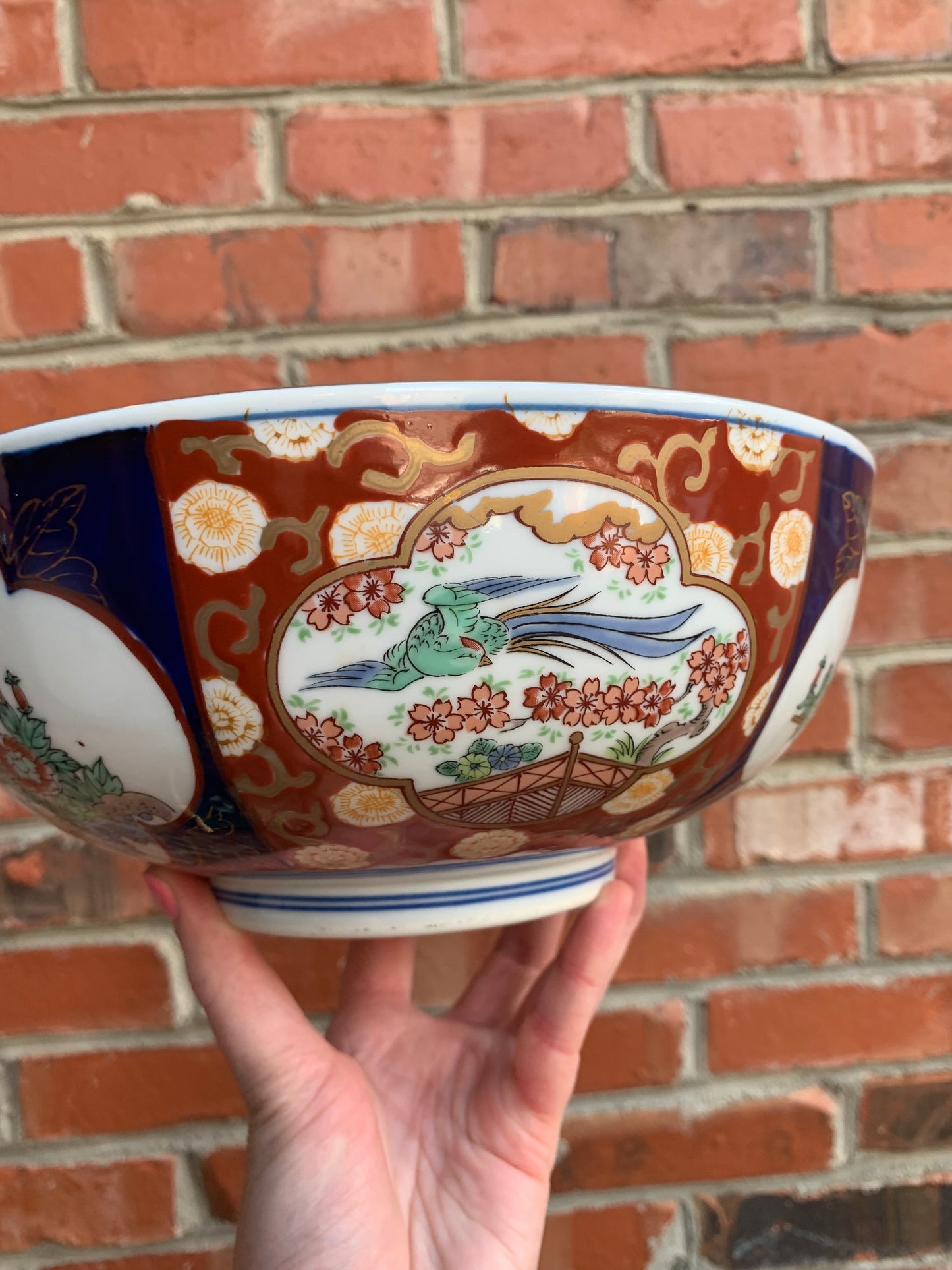 Gorgeous Imari 10” bowl! - Excellent condition!