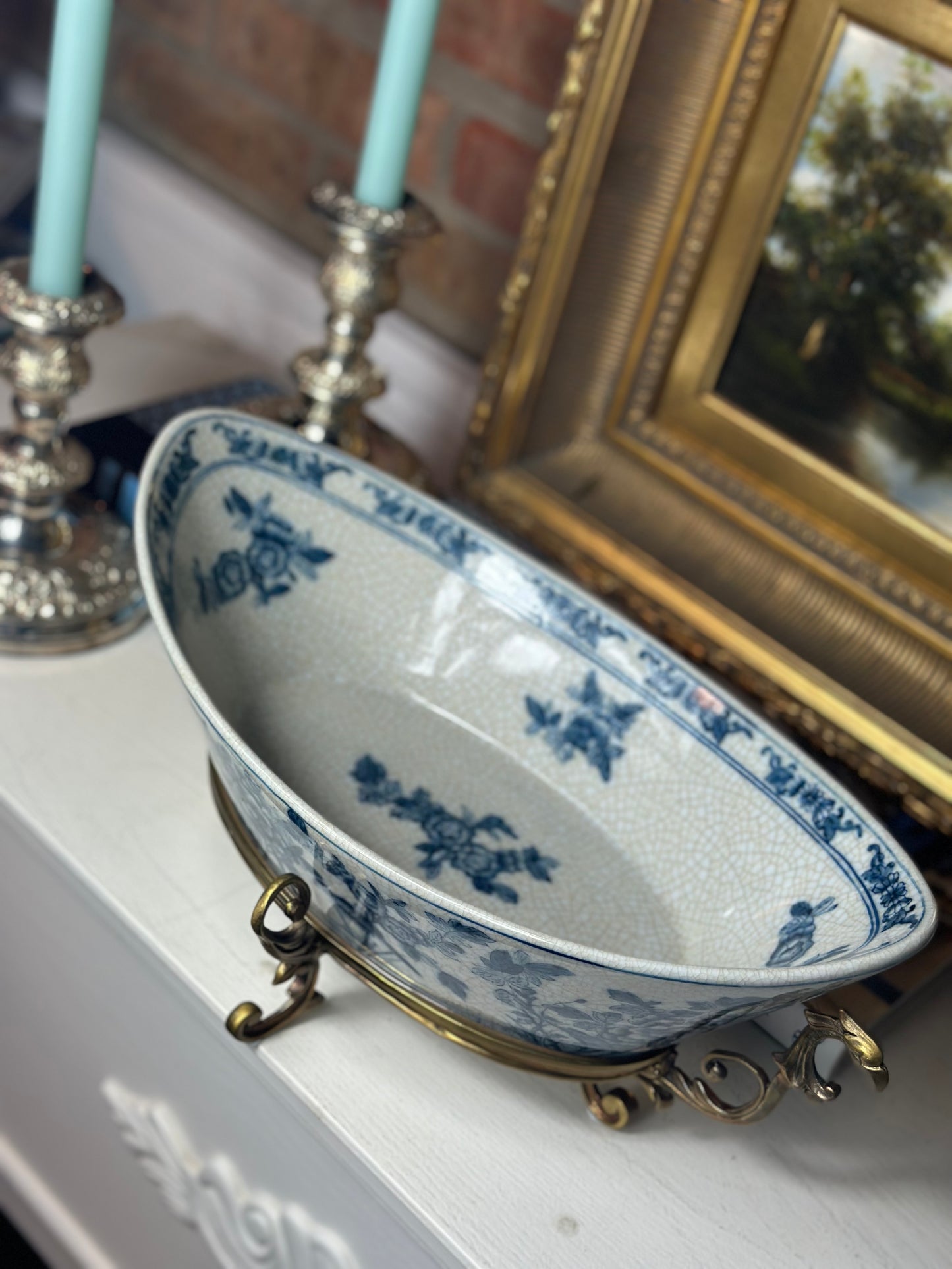 [14.5Lx8W Porcelain Blue And White Floral w/ Bird Pattern Oval Basin