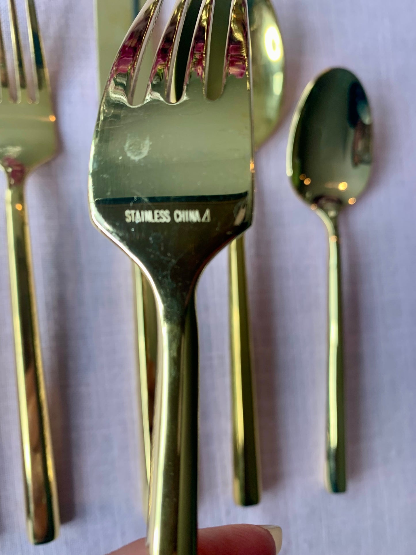 Set (20 piece) Gold Toned Stainless Silverware Service for 4