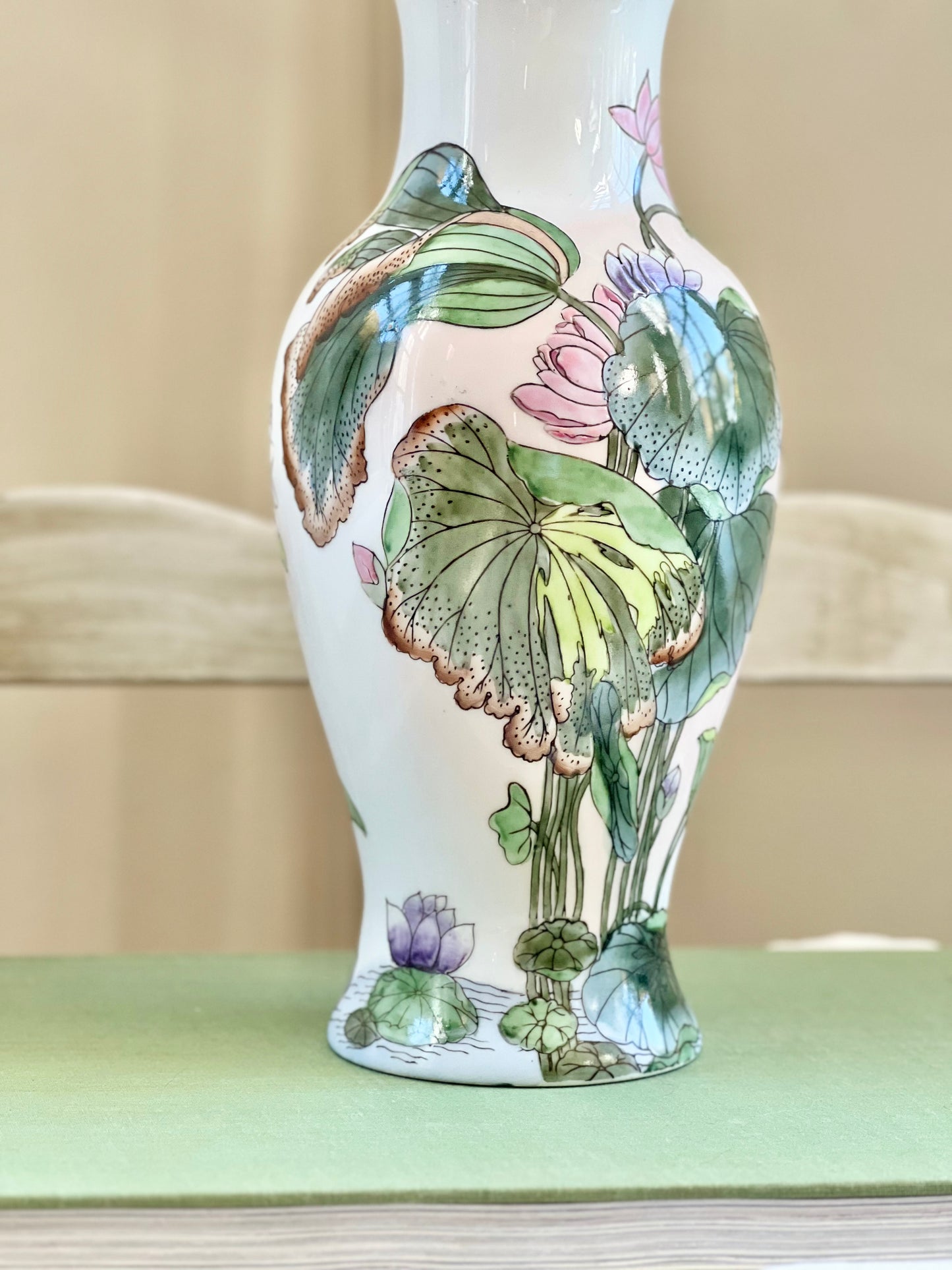 Beautiful Vintage Toyo Macau Hand Painted Chinese Porcelain Water Lily Vase, 10" tall