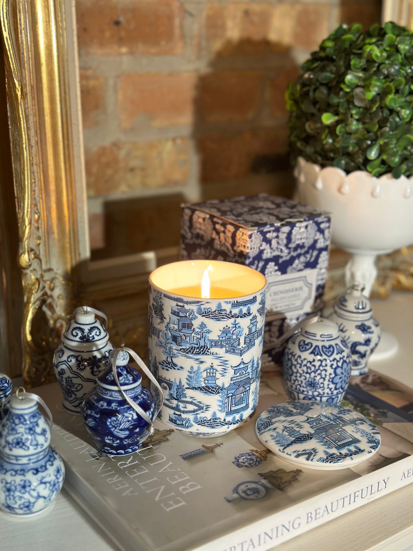 Blue & White Chinoiserie 3-Piece Gift Set: Candle, Bracelet, Ginger Jar Pack