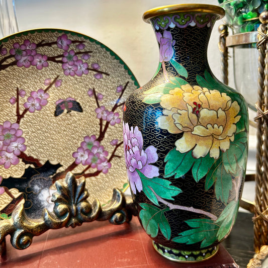 Vivid vintage brass & enamel cloisonné etched vase