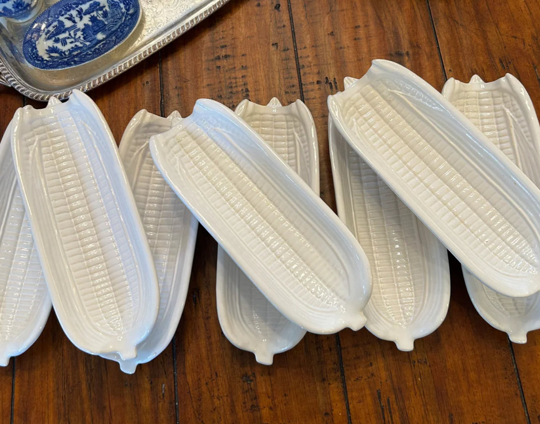 Set of 4 BORDALLO PINHEIRO white corn cob plates