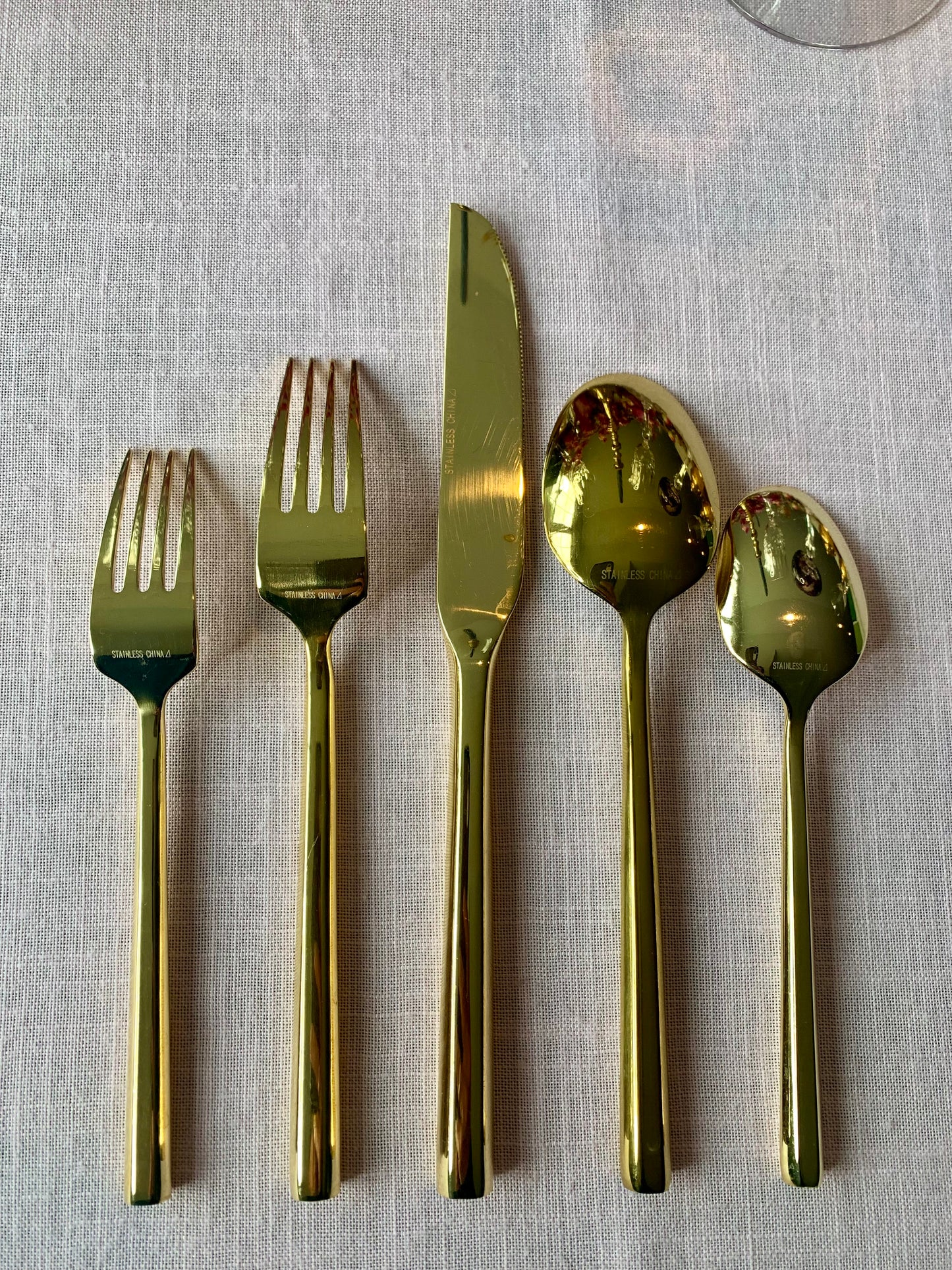 Set (20 piece) Gold Toned Stainless Silverware Service for 4