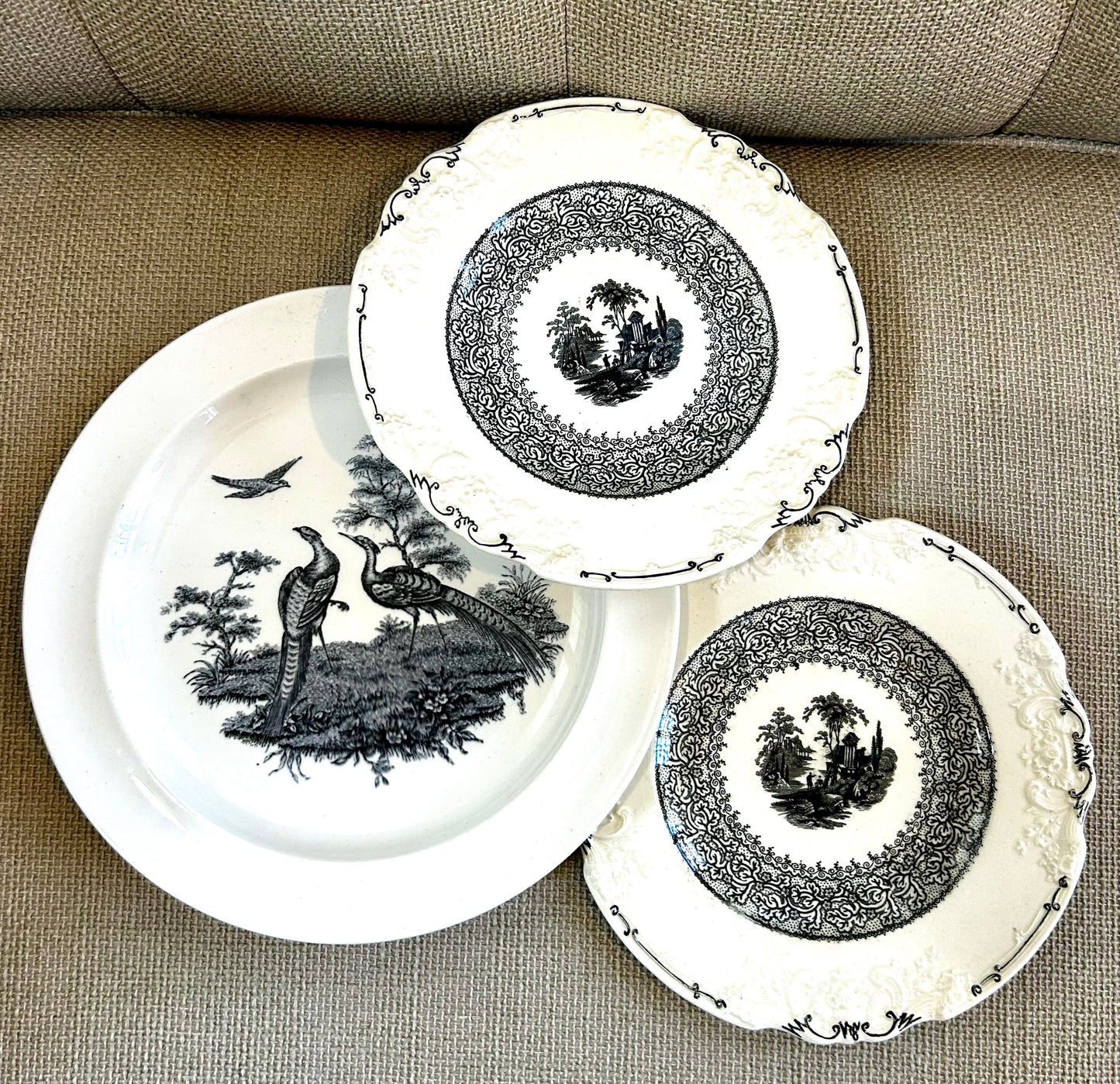 Set of two antique Jones & Sons of England  plates in patter Genoa