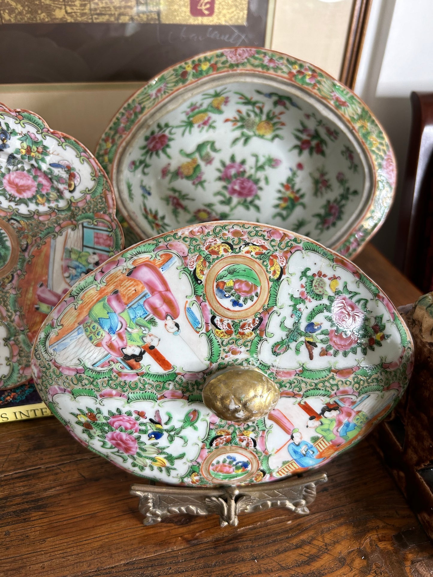 Antique Rose Medallion Covered Oval Dish