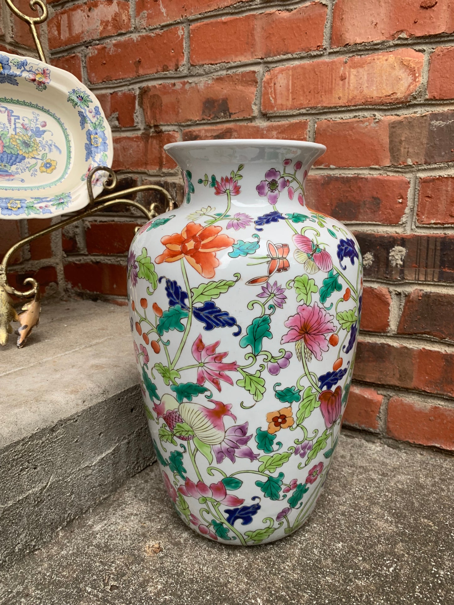 Chinoiserie floral 14 1/2” Vase with butterflies! - Excellent condition!