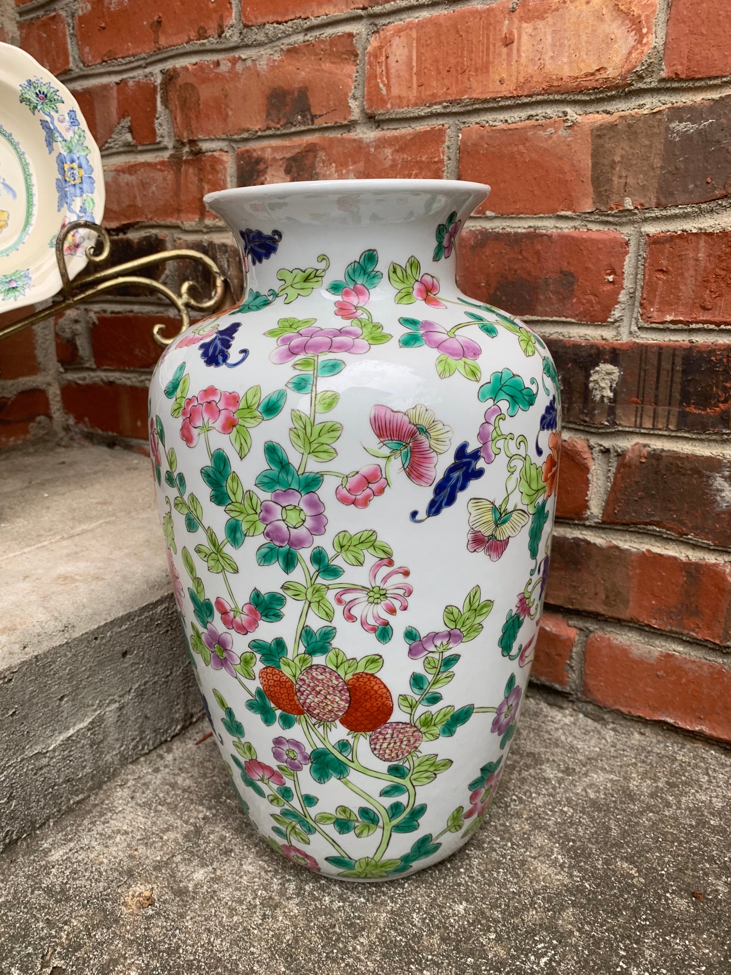 Chinoiserie floral 14 1/2” Vase with butterflies! - Excellent condition!