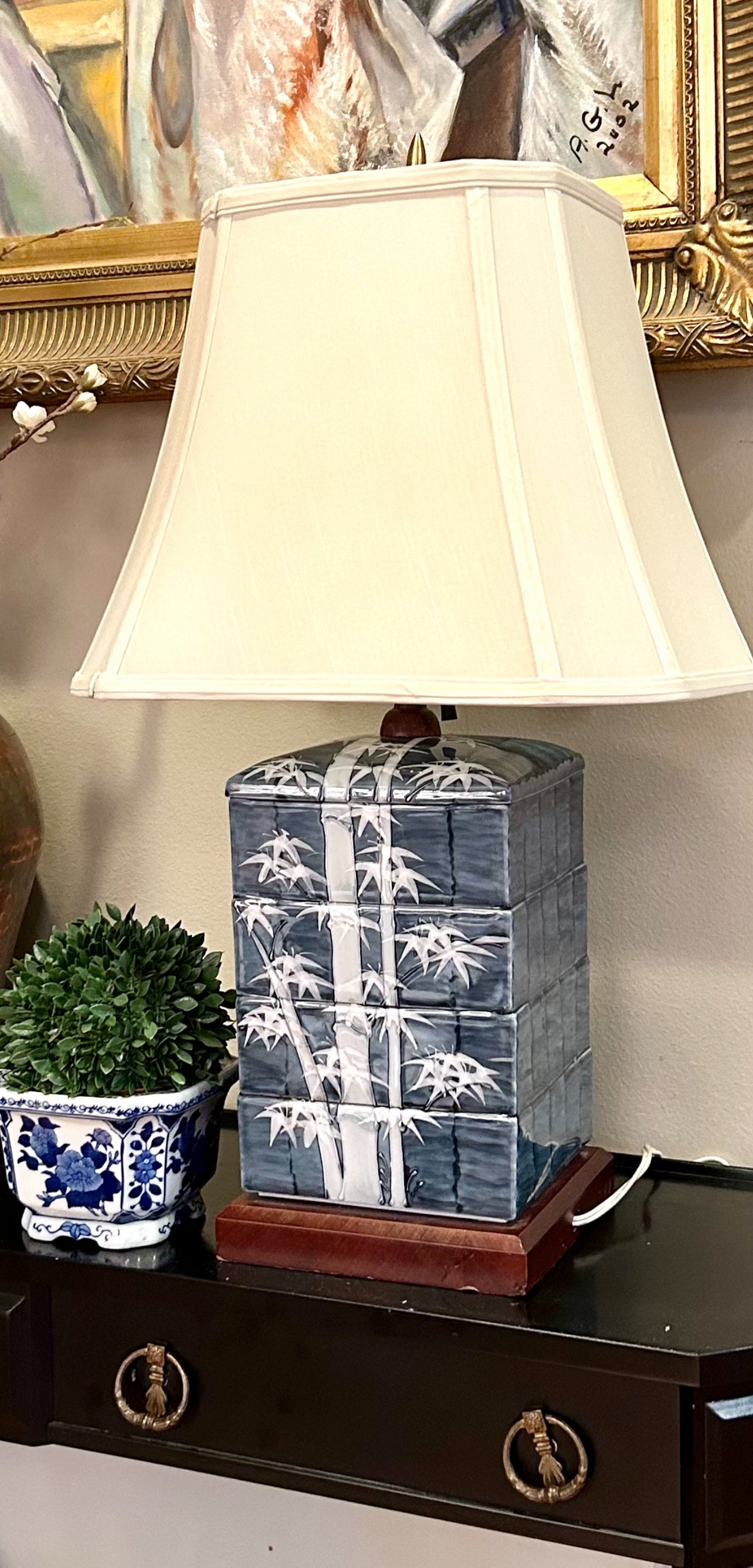 Fabulous vintage chinoiserie blue and white faux bamboo  lamp.