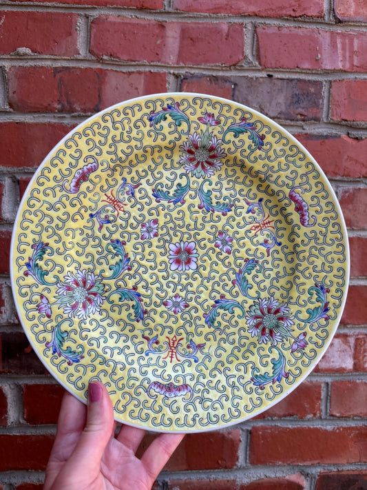 Beautiful Chinese Famille Rose yellow plate! - Excellent condition!