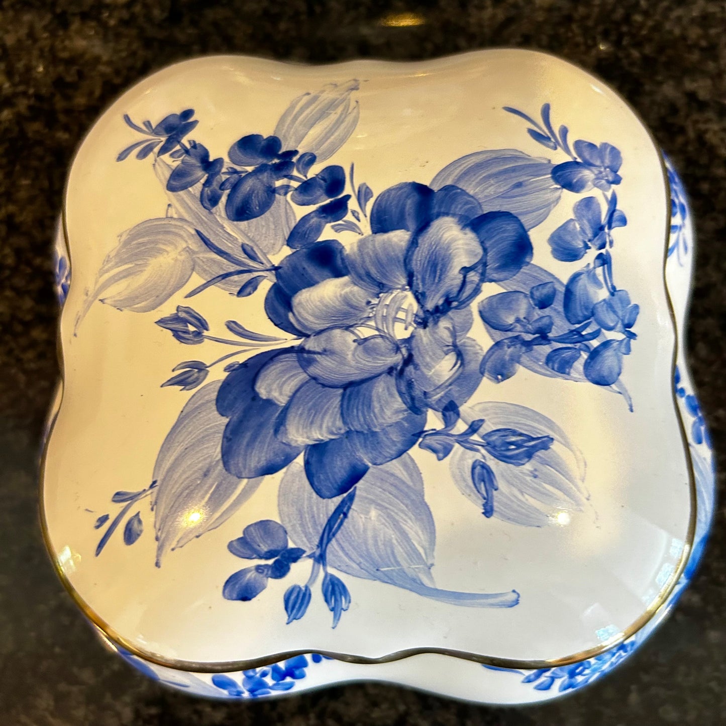 Vintage blue & white floral jewelry box  with lid.