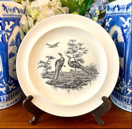 Vintage WEDGWOOD “Liverpool Birds” porcelain plate.