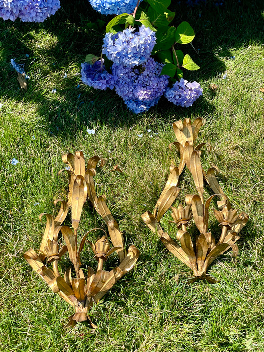 Pair of GORGEOUS Vintage Italian Regency Gold Gilt Floral Wall Sconces circa 1960’s!