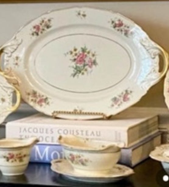 beautiful set of vintage designer China set service for the eight