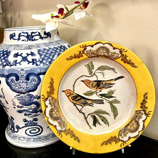 An Absolutely stunning vintage chinoiserie bird plate