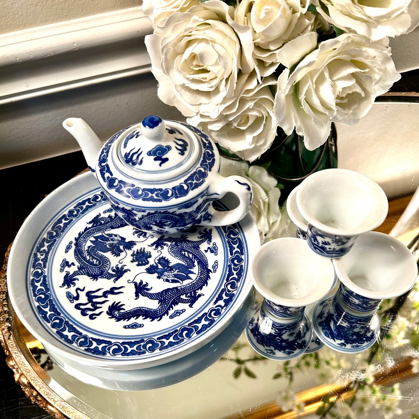 Charming 6 piece blue & white chinoiserie phoenix dragon mini tea set.